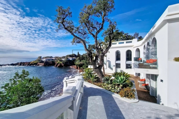 Luxury House for rental in Saint-Raphaël, 37 500 €, Photo 1