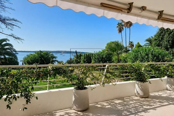 Luxury Apartment for sale in Cannes, 3 150 000 €, Photo 1