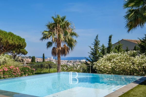 Maison de luxe à vendre à Sainte-Maxime, 1 995 000 €, Photo 1