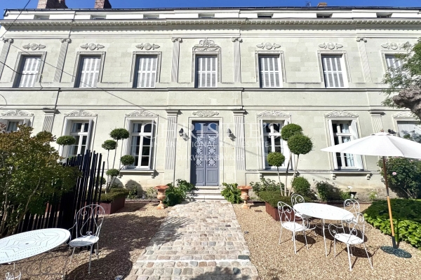 Maison de luxe à vendre à Saumur, 1 543 000 €, Photo 1