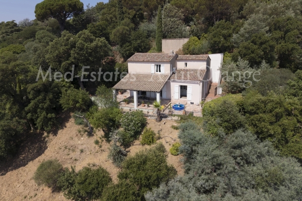 Luxury House for sale in Grimaud, 795 000 €, Photo 1