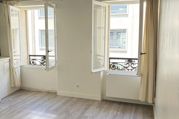Appartement de luxe à vendre à Paris 10ème, 171 000 €, Photo 1