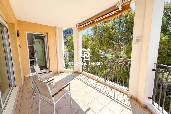 Luxury Apartment for sale in Hyères, 545 000 €, Photo 2