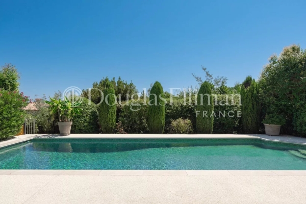Luxury House for sale in La Roquette-sur-Siagne, 1 785 000 €, Photo 2