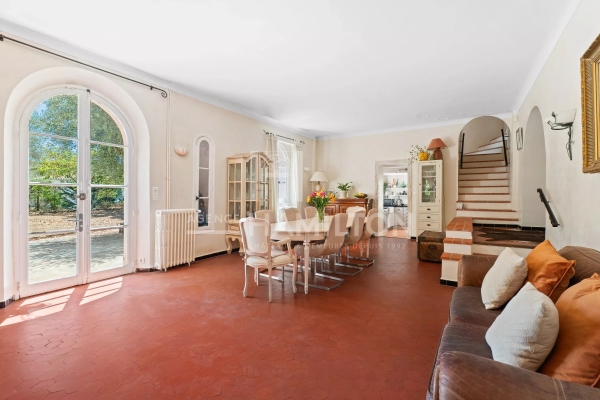 Luxury House for sale in Grasse, 1 300 000 €, Photo 4