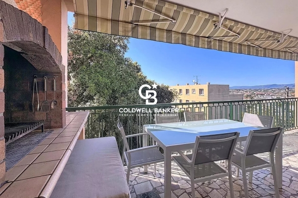 Maison de luxe à vendre à Saint-Raphaël, 630 000 €, Photo 4