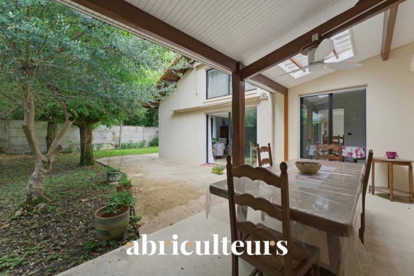 Maison de luxe à vendre à Bordeaux, 735 902 €, Photo 4