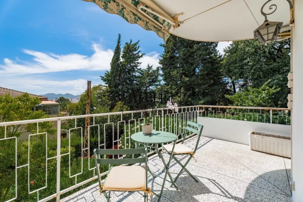Luxury Apartment for sale in Cannes, 549 000 €, Photo 6