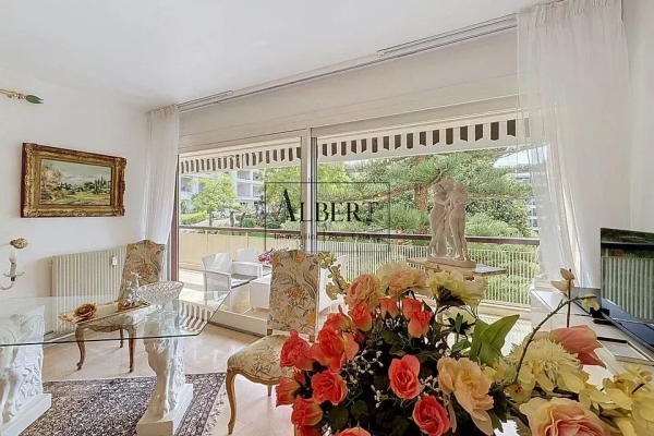 Luxury Apartment for sale in Cannes, 755 000 €, Photo 6