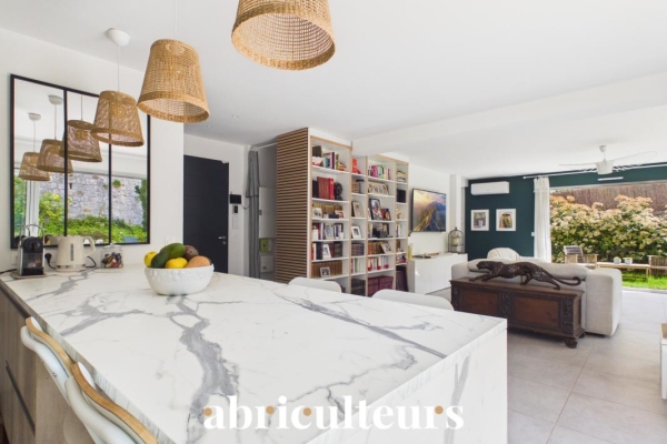 Maison de luxe à vendre à Saint-Laurent-du-Var, 890 000 €, Photo 6