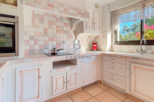 Appartement de luxe à vendre à Saint-Raphaël, 665 000 €, Photo 6