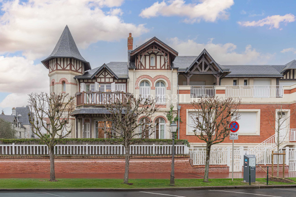 Maison de luxe à vendre à Deauville, 2 050 000 €, Photo 1