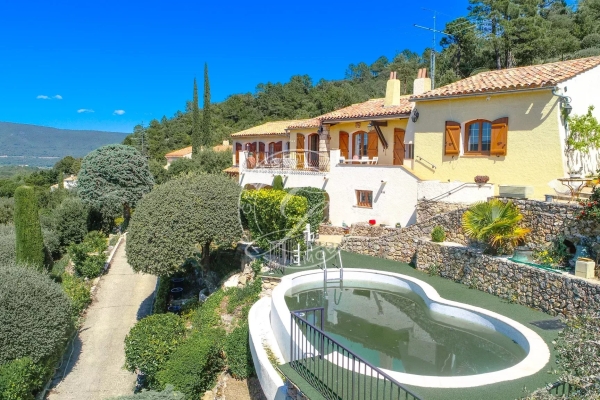Maison de luxe à vendre à Tourtour, 499 000 €, Photo 1