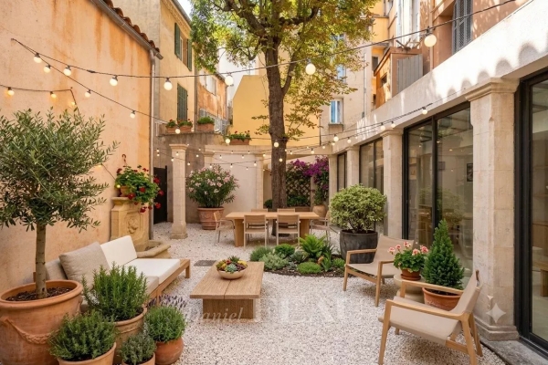Appartement de luxe à vendre à Aix-en-Provence, 595 000 €, Photo 1