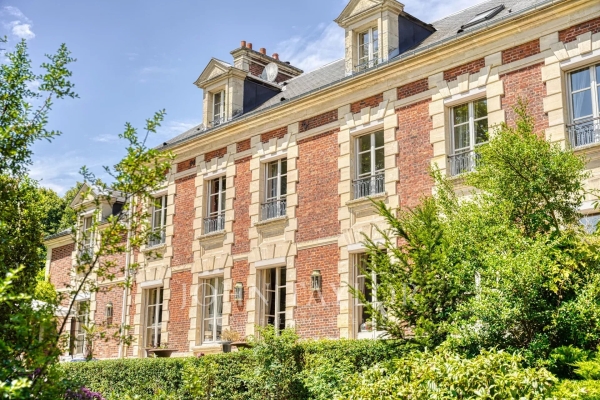 Maison de luxe à vendre à Chantilly, 5 000 000 €, Photo 1
