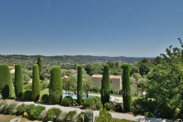 4426002