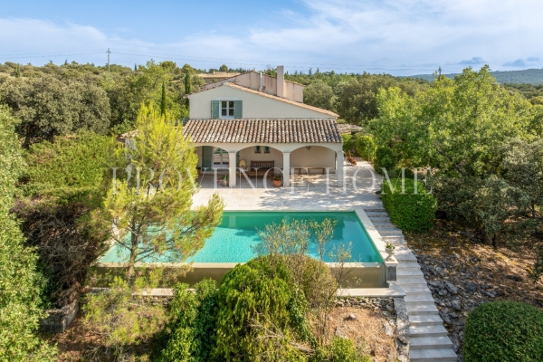 Luxury House for sale in Bonnieux, 1 095 000 €, Photo 1