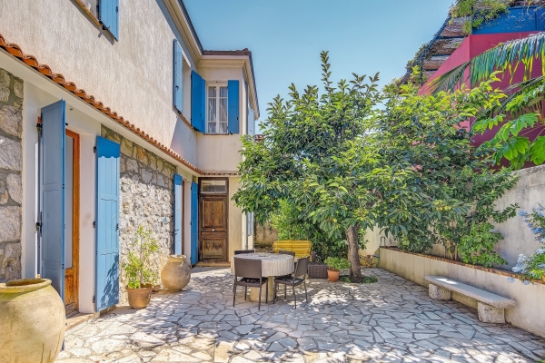 Luxury House for sale in Saint-Jean-Cap-Ferrat, 2 400 000 €, Photo 2