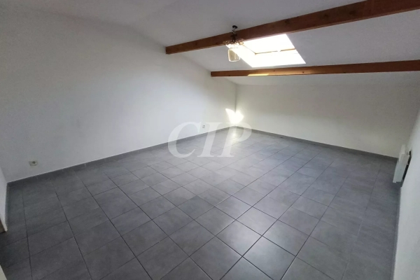 Appartement de luxe à vendre à Marseille 3ème, 265 000 €, Photo 2