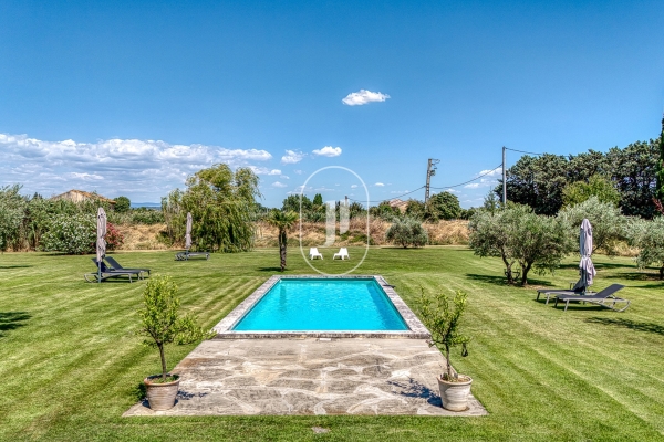Maison de luxe à vendre à Robion, 1 798 000 €, Photo 3