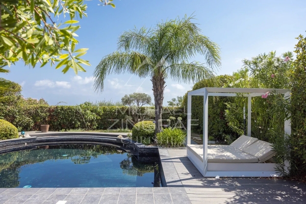 Maison de luxe à vendre à Saint-Laurent-du-Var, 2 290 000 €, Photo 3