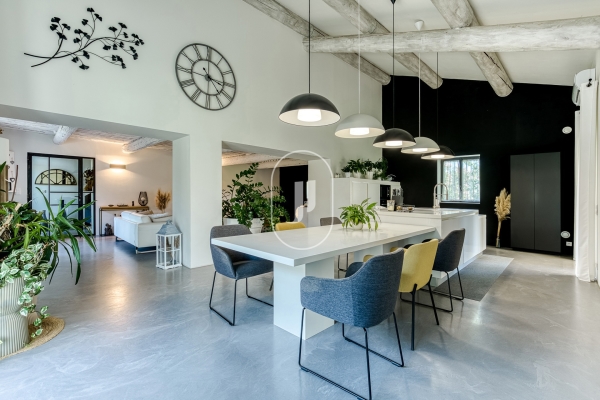 Maison de luxe à vendre à Robion, 1 798 000 €, Photo 5
