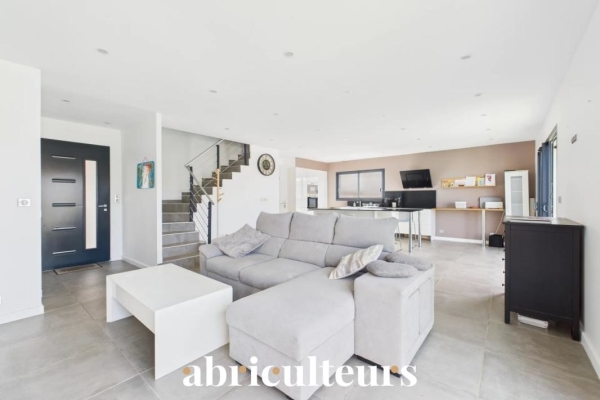 Maison de luxe à vendre à Les Pennes-Mirabeau, 550 000 €, Photo 6