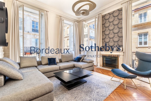 Appartement de luxe à vendre à Bordeaux, 1 570 000 €, Photo 1