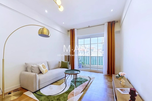 Luxury Apartment for sale in Nice, 560 000 €, Photo 1