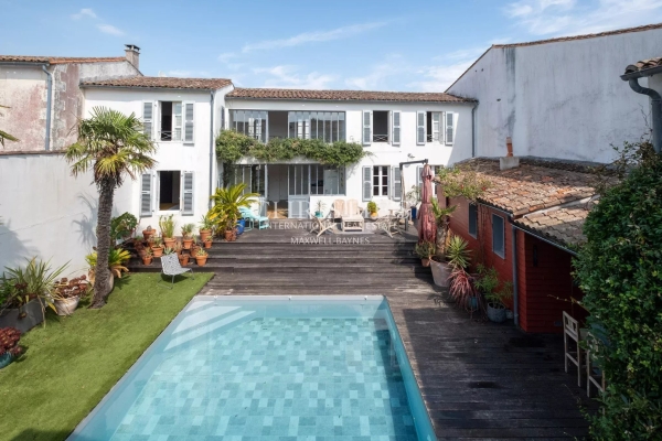 Luxury House for sale in Le Bois-Plage-en-Ré, 1 700 000 €, Photo 1