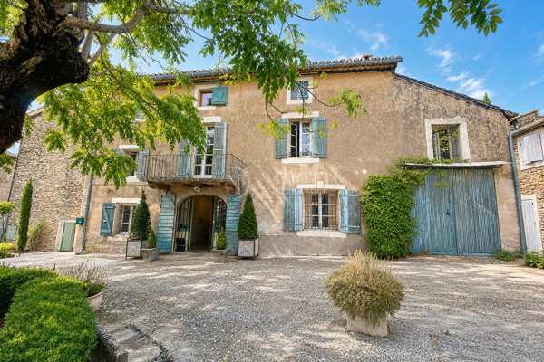 Maison de luxe à vendre à Cabrières-d'Avignon, 880 000 €, Photo 1
