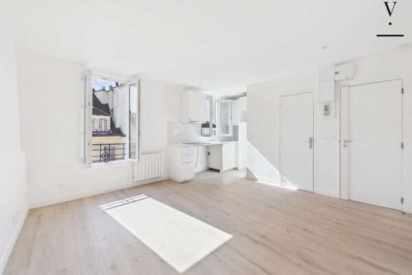 Luxury Apartment for sale in Paris 6ème, 425 000 €, Photo 1