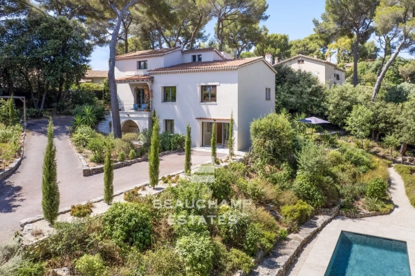 Maison de luxe à vendre à Vallauris, 1 690 000 €, Photo 1