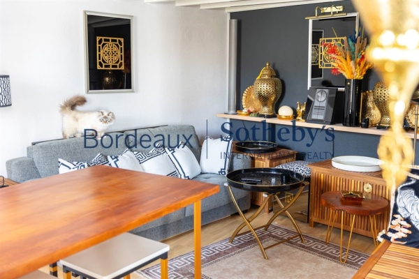 Luxury Apartment for sale in Bordeaux, 260 000 €, Photo 2