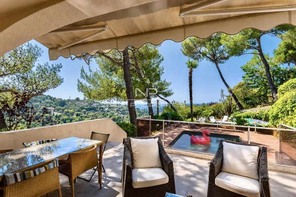Maison de luxe à vendre à Nice, 1 395 000 €, Photo 2