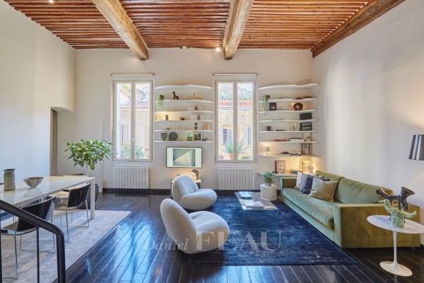 Luxury Apartment for sale in Aix-en-Provence, 780 000 €, Photo 2