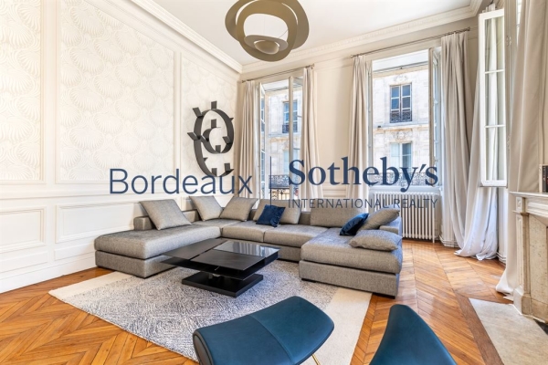 Luxury Apartment for sale in Bordeaux, 1 570 000 €, Photo 4