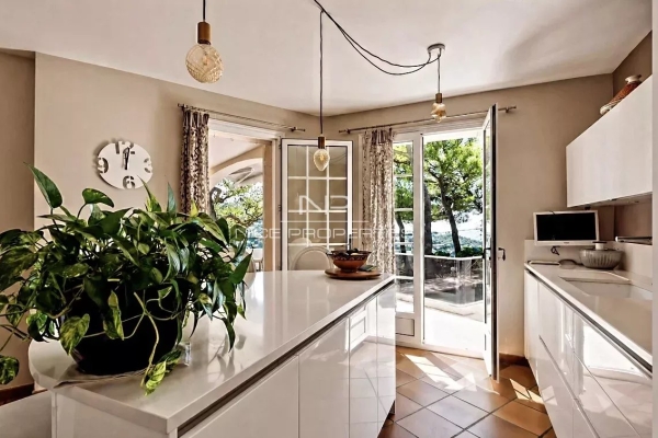 Maison de luxe à vendre à Nice, 1 395 000 €, Photo 7