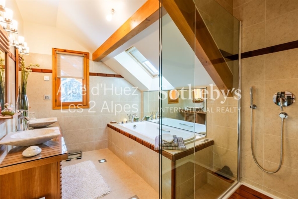 Luxury House for sale in La Salle les Alpes, 3 300 000 €, Photo 7