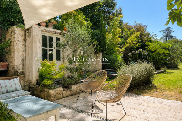 Maison de luxe à vendre à Villeneuve-Lès-Avignon, 870 000 €, Photo 1
