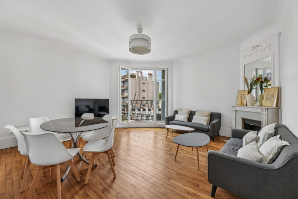 Luxury Apartment for sale in Paris 15ème, 1 000 000 €, Photo 1
