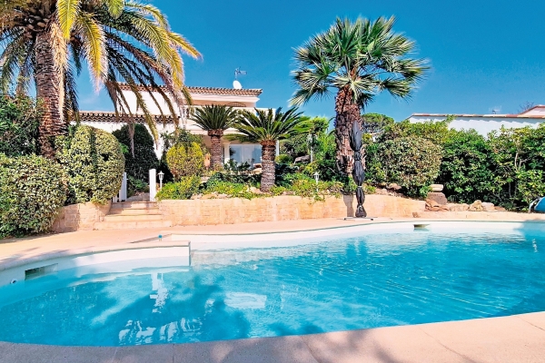 Luxury House for sale in Saint-Raphaël, 998 000 €, Photo 1