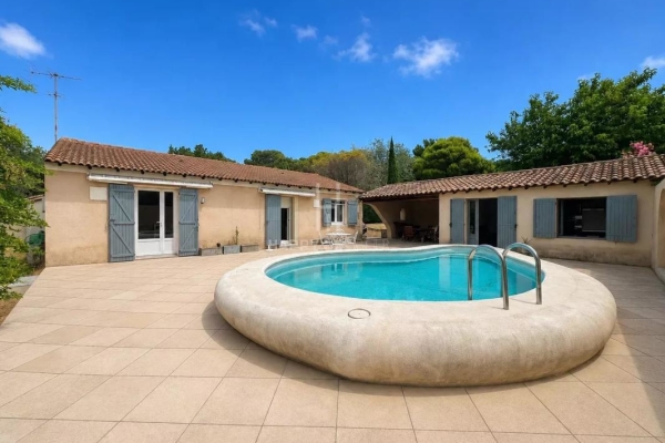 Maison de luxe à vendre à Maussane les Alpilles, 690 000 €, Photo 2