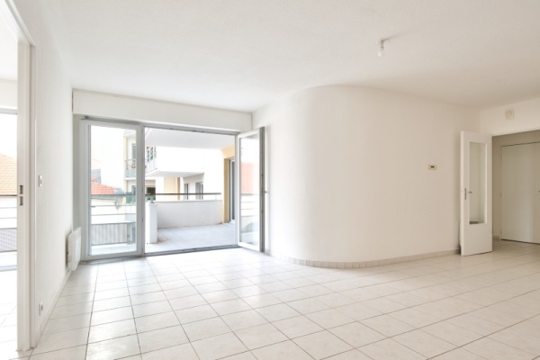 Appartement de luxe à vendre à Antibes, 495 000 €, Photo 2