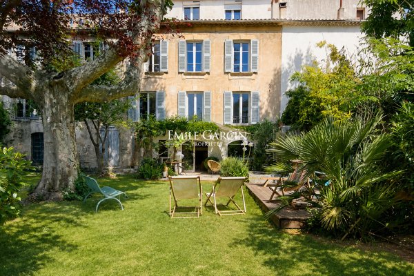 Maison de luxe à vendre à Villeneuve-Lès-Avignon, 870 000 €, Photo 2
