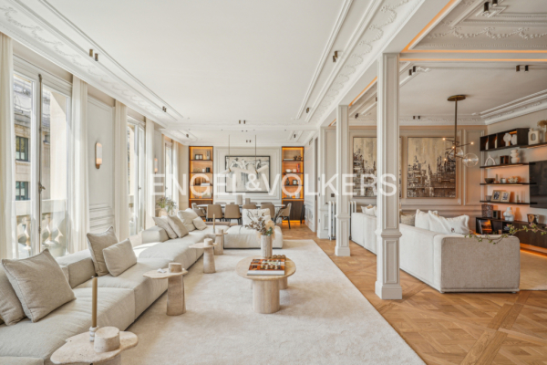 Luxury Apartment for sale in Paris 8ème, 7 931 000 €, Photo 2