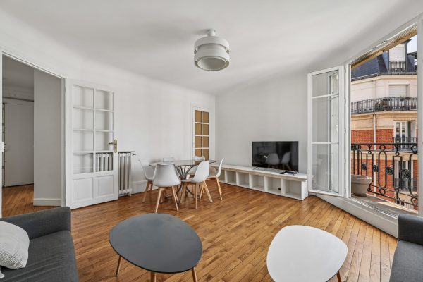 Luxury Apartment for sale in Paris 15ème, 1 000 000 €, Photo 2