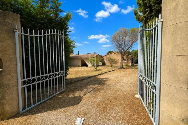 Maison de luxe à vendre à Maussane les Alpilles, 690 000 €, Photo 3