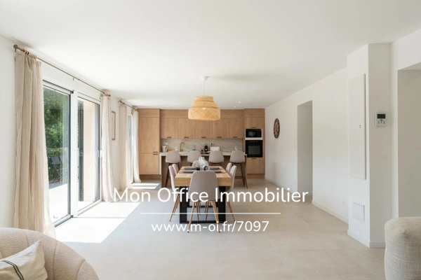 Luxury Apartment for sale in Grimaud, 720 000 €, Photo 3