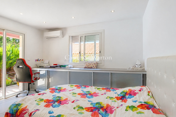 Maison de luxe à vendre à Fréjus, 750 000 €, Photo 6